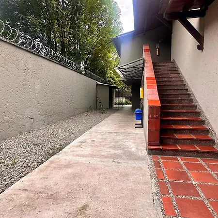 Apartahotel Poblado-Aguacatala Medellín Exterior foto