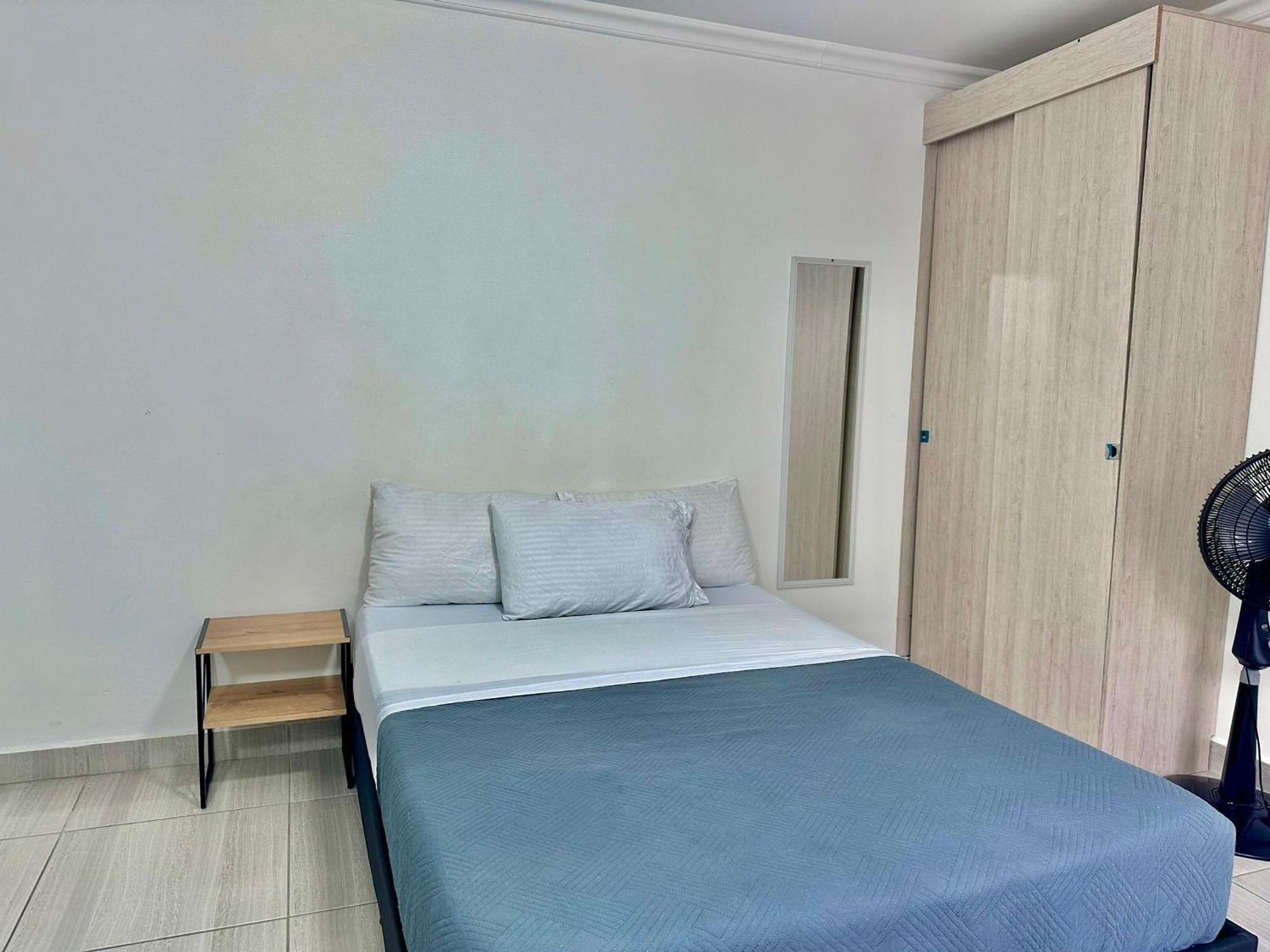 Poblado-aguacatala Apartment