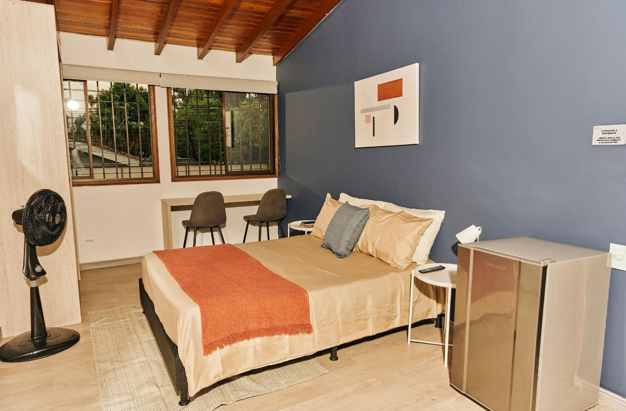 Poblado-aguacatala Apartment Medellin