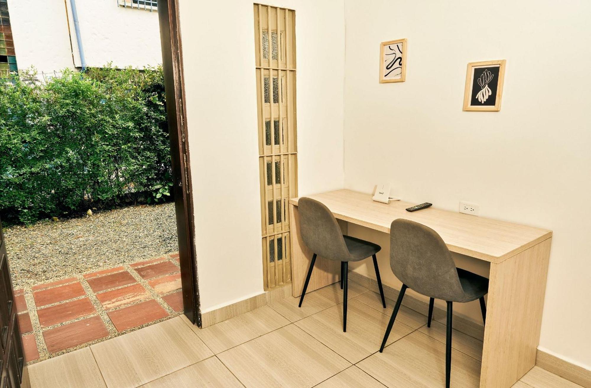 Poblado-aguacatala Apartment Medellin